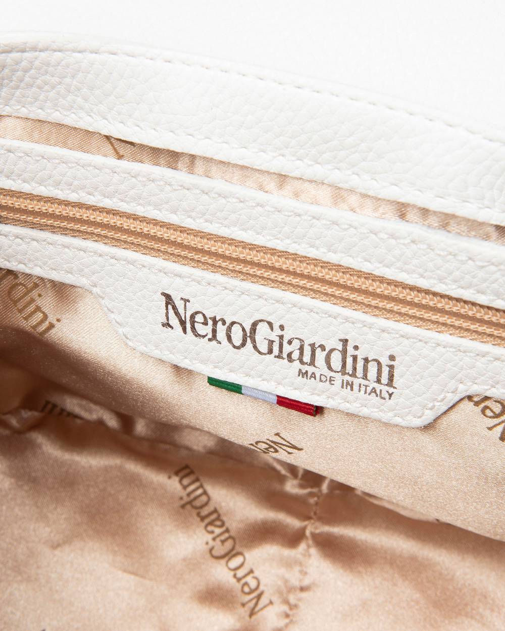 NeroGiardini Art. E443784D Fino Al -60%