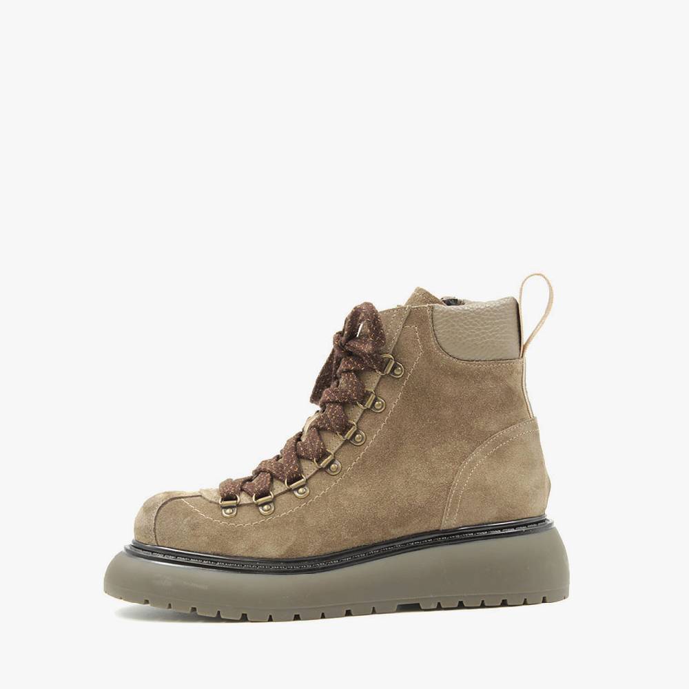 Laura Bellariva Anfibio trekking camoscio Promozione