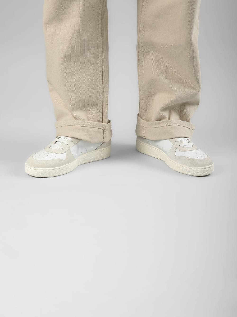 Officine Creative MOWER 008 Sneakers Basse in Pelle e Camoscio Bianca Affare Del Giorno