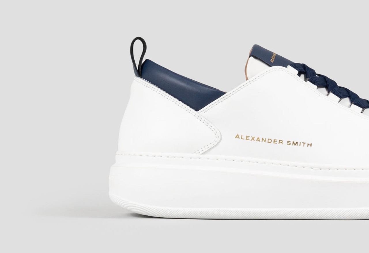 Alexander Smith WEMBLEY MAN WHITE BLUE Moda